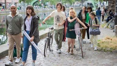 Fin De Semana En Familia 1x8