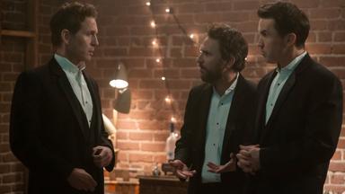 Colgados en Filadelfia 17x2