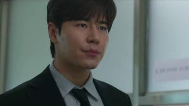 Con su permiso, señoría 1x3