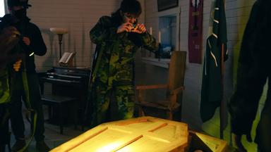 Waco: The Aftermath 1x4