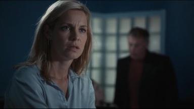 The Hundred Code 1x7