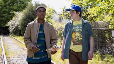 Al otro lado del instituto 1x8