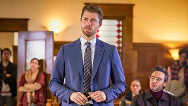 The Republic of Sarah 1x5