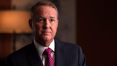 Dr. Muerte: La historia no contada 1x2