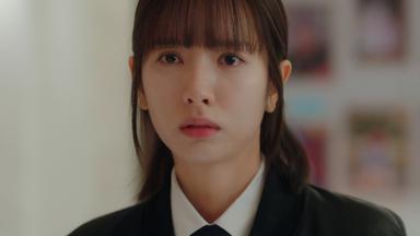 El juego de la pirámide 1x10