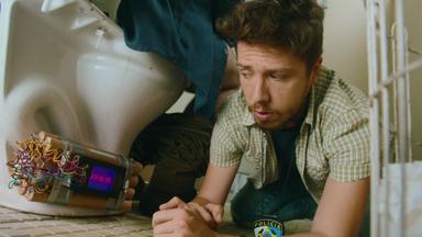 ¡A su servicio! 1x7