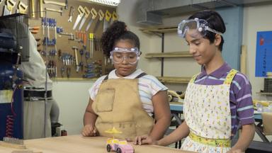 Gordita Chronicles 1x7