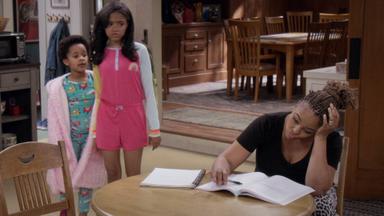 La familia Upshaw 1x10