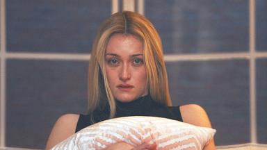 Love Story: John F. Kennedy Jr. y Carolyn Bessette 1x8