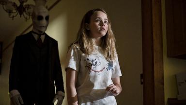 Al otro lado del instituto 1x4