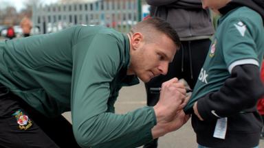 Bienvenidos al Wrexham Football Club 2x2