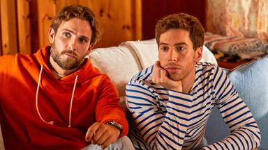 El Lago: Un nuevo comienzo 1x2